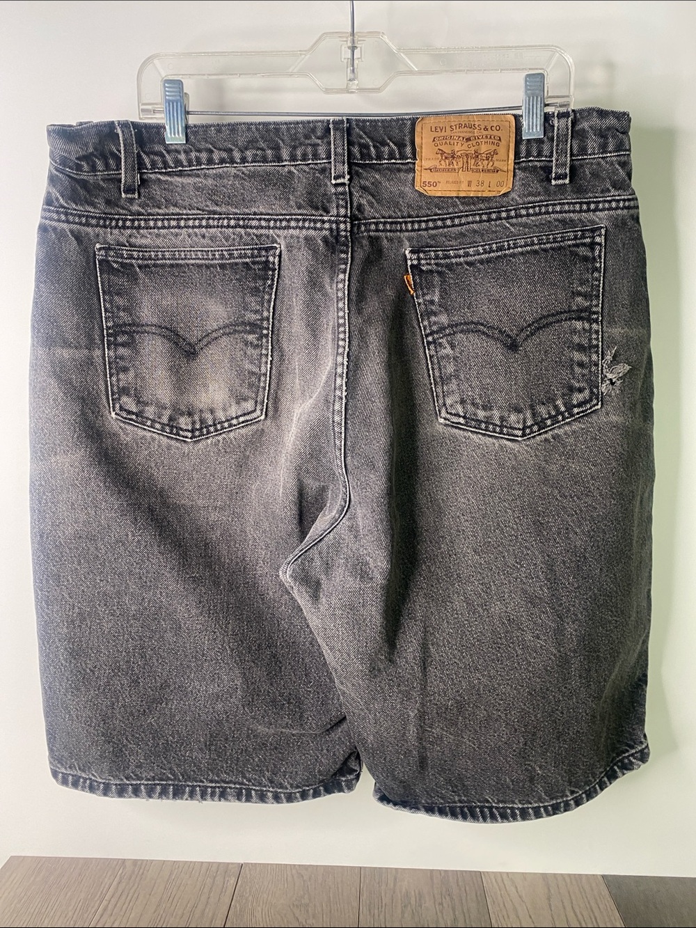 Levi's Orange Tab Men's 38 Washed Black Denim Shorts - Distressed - 1539